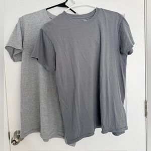Pair of Two Men’s Classic Crewneck T-Shirt - Light and Dark Gray 38-40 (M)